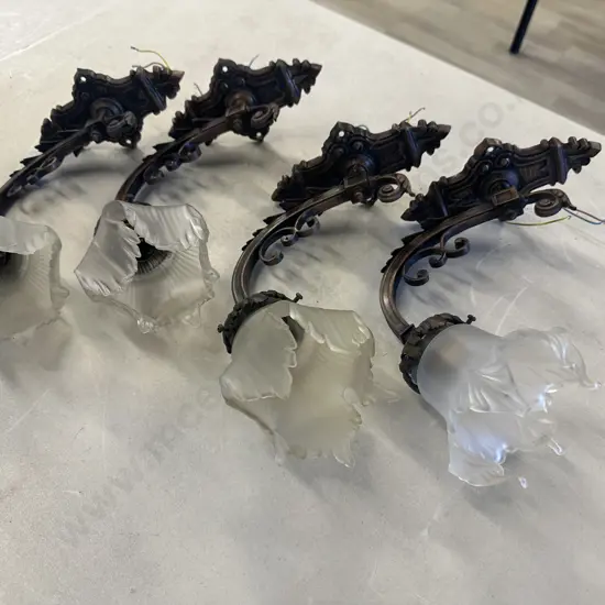 Vintage Wall Lights x4 With Assorted Tulip Shaped Glass Shades