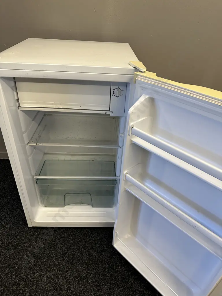 Aspira 115 Litre Bar Fridge Image 1++