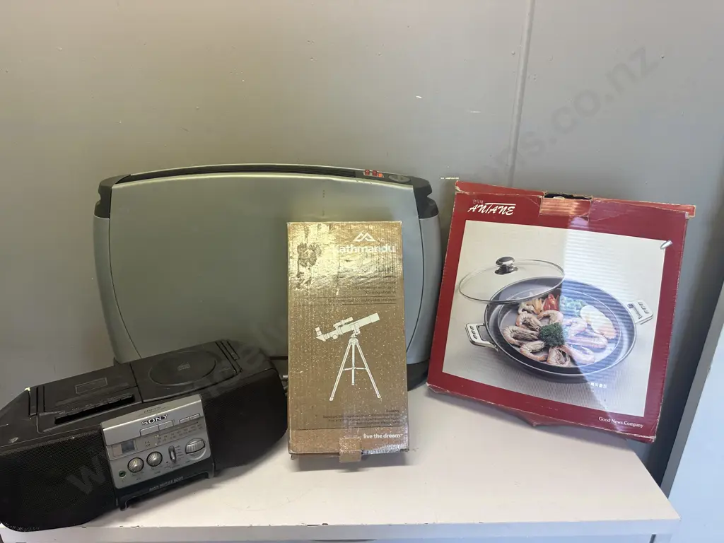 Evantair Heater, Sony Portable Stereo, Kathmandu Kids Telescope & Anthane Pan Image 1++