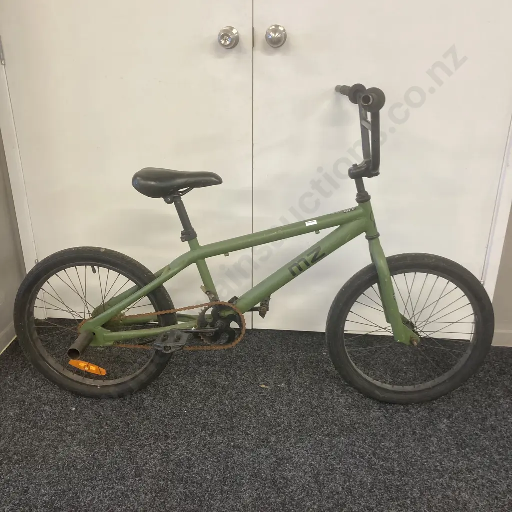 Green & Black MZ BMX Image 1++