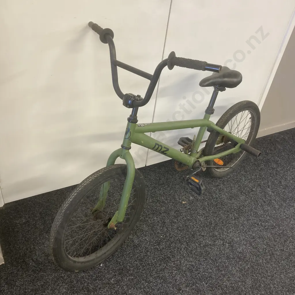 Green & Black MZ BMX Image 1++