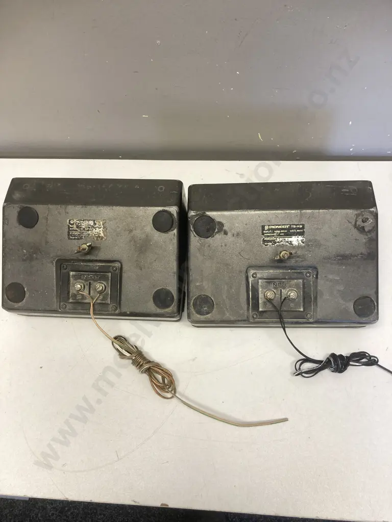 Pair of Vintage Pioneer TS-X9 2-Way Car Speakers Image 1++