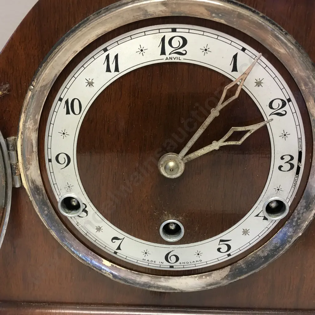 Vintage 1930's Perivale England 'Anvil' 8-Day Striking Mantle Clock With Key. H21 W23 D13cm Image 1++