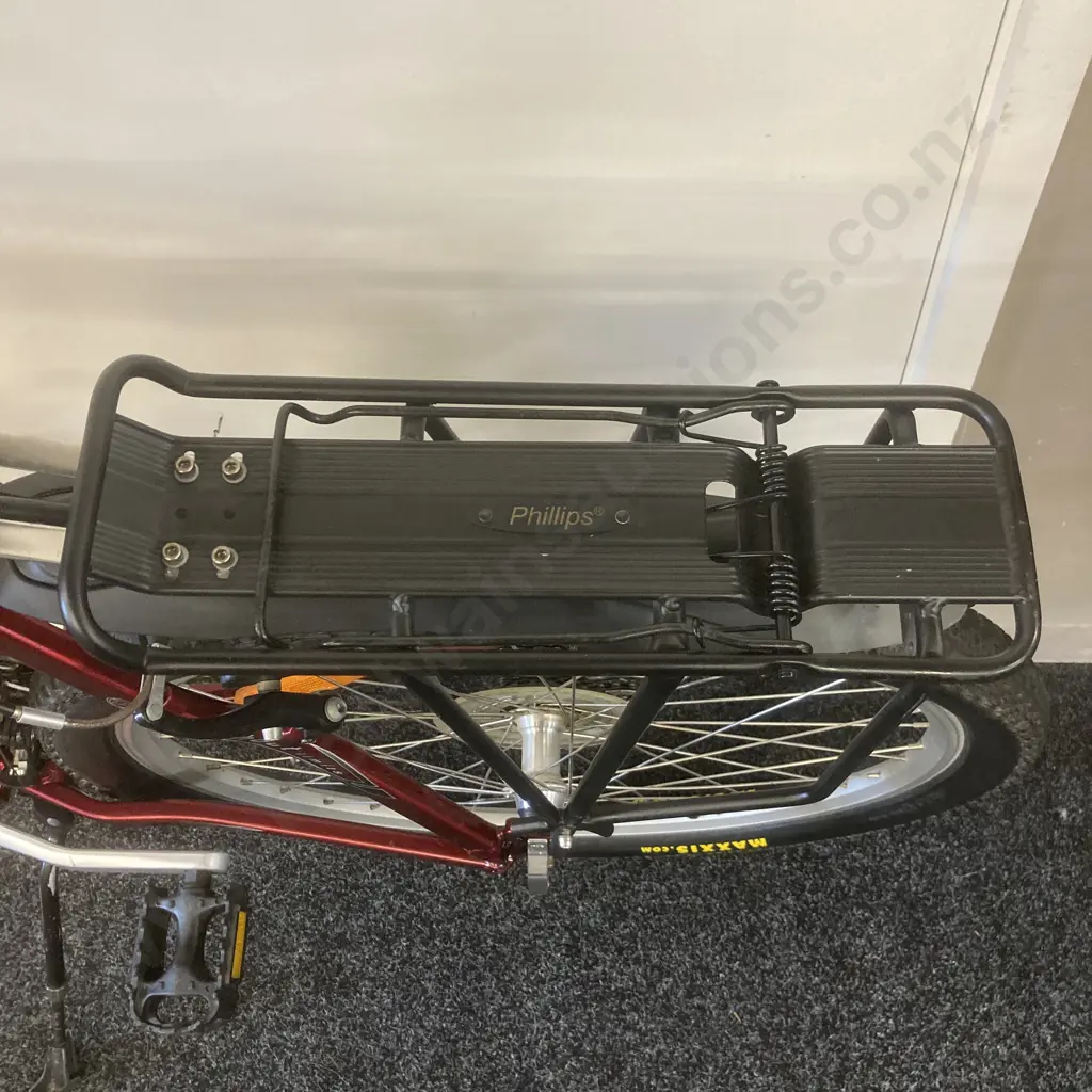 Bauer Magnum Mountain Bike With Cateye Velo 8, Slash Guards, Hydraulic Seat, Hand Pump, Front Shocks, Manual Etc Image 1++