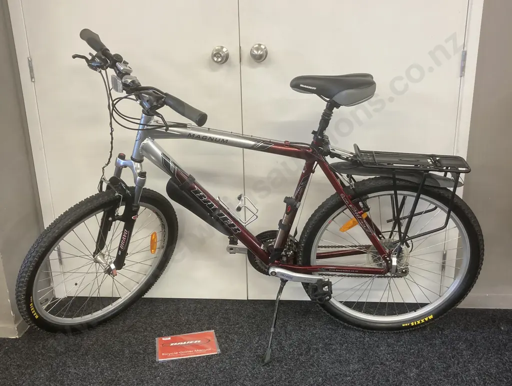 Bauer Magnum Mountain Bike With Cateye Velo 8, Slash Guards, Hydraulic Seat, Hand Pump, Front Shocks, Manual Etc Image 1++