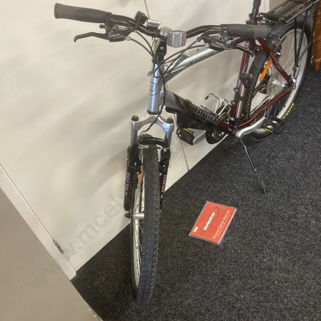 Bauer Magnum Mountain Bike With Cateye Velo 8, Slash Guards, Hydraulic Seat, Hand Pump, Front Shocks, Manual Etc Image 1++