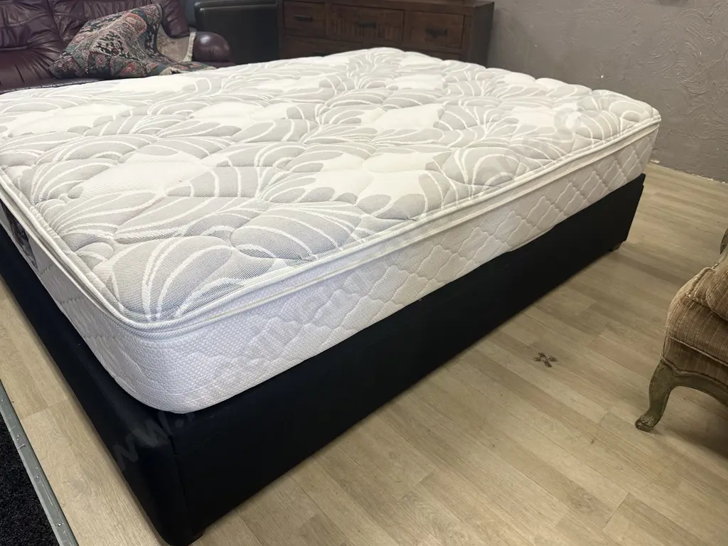 Serta Calais Queen Size Bed Image 1++