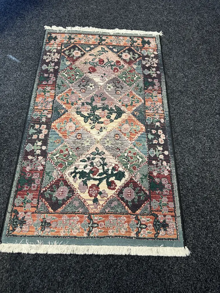 Floor Rug - Blue / Green / Pink Tones With Tassels. 140 x 83cm Image 1++