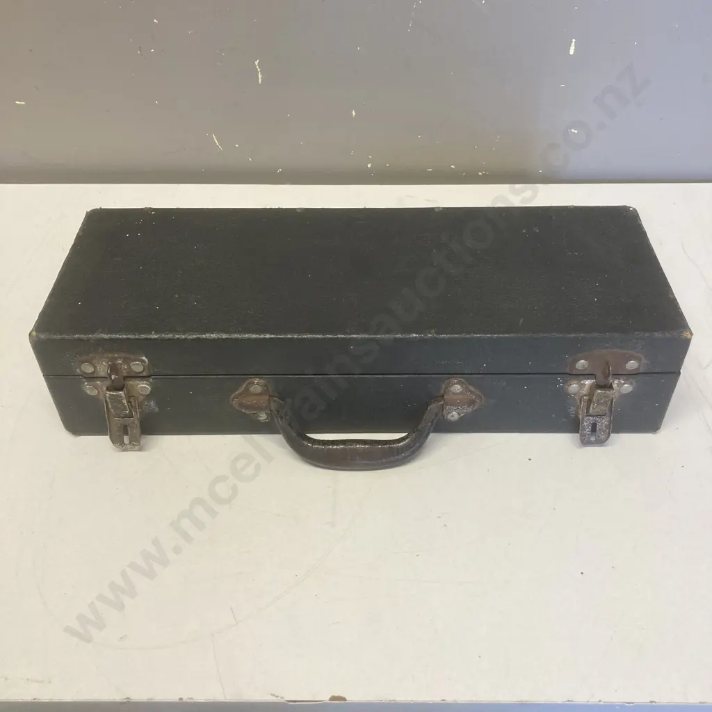 Cabart A Paris Bb (B Flat) Wood Clarinet circa 1920s - 1930 with Case Image 1++