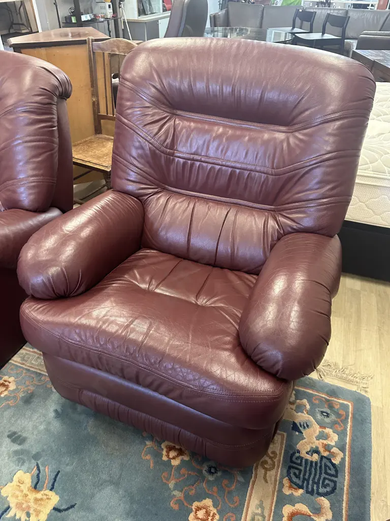 Kovacs Burgundy Leather Ritz Sofa And Two Reclining Armchairs, Ex Stephensons Furniture Image 1++