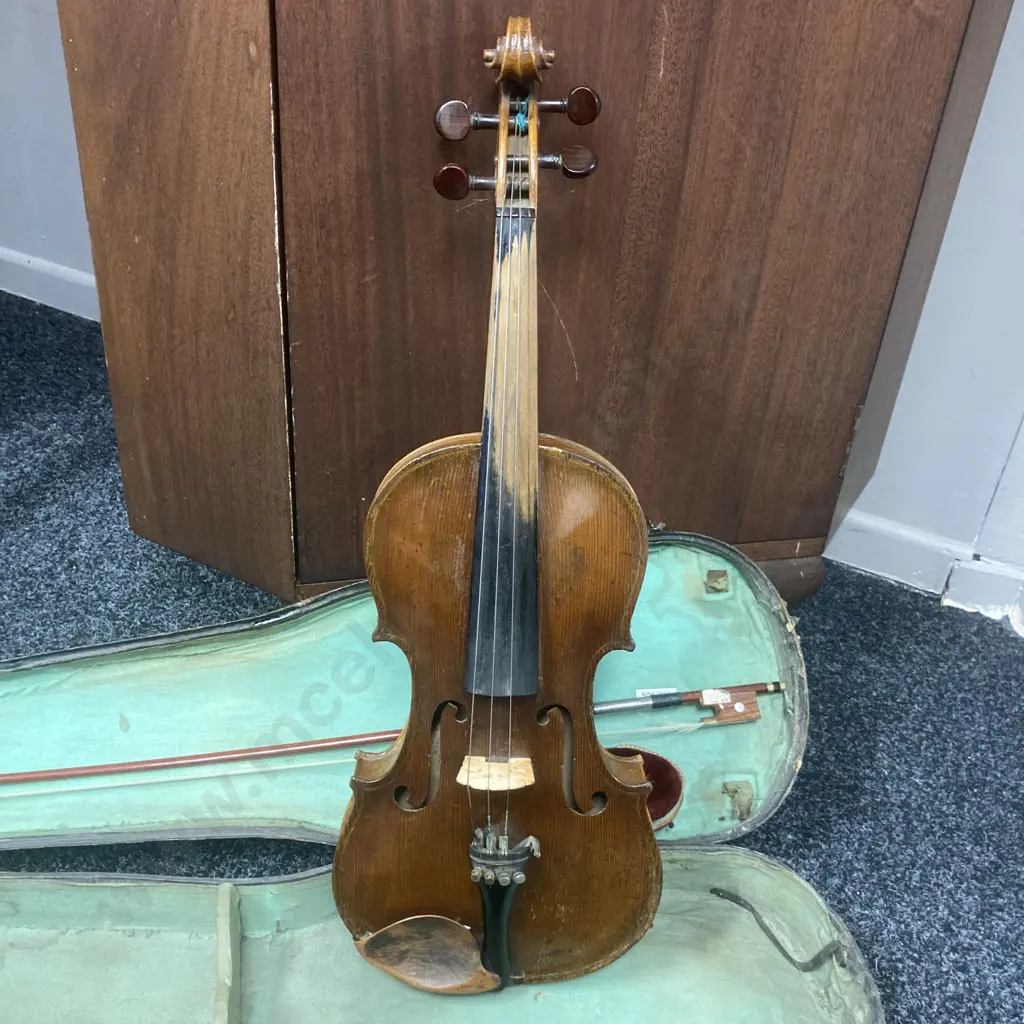 Antique Japanese Violin And Case With Bow & Shoulder Rest Image 1++