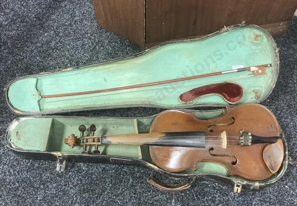 Antique Japanese Violin And Case With Bow & Shoulder Rest Image 1++
