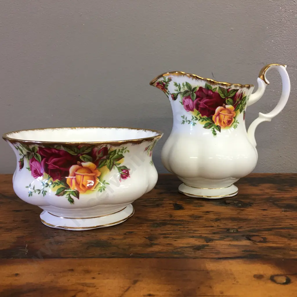   Royal Albert Old Country Roses Creamer & Sugar Bowl Image 1++