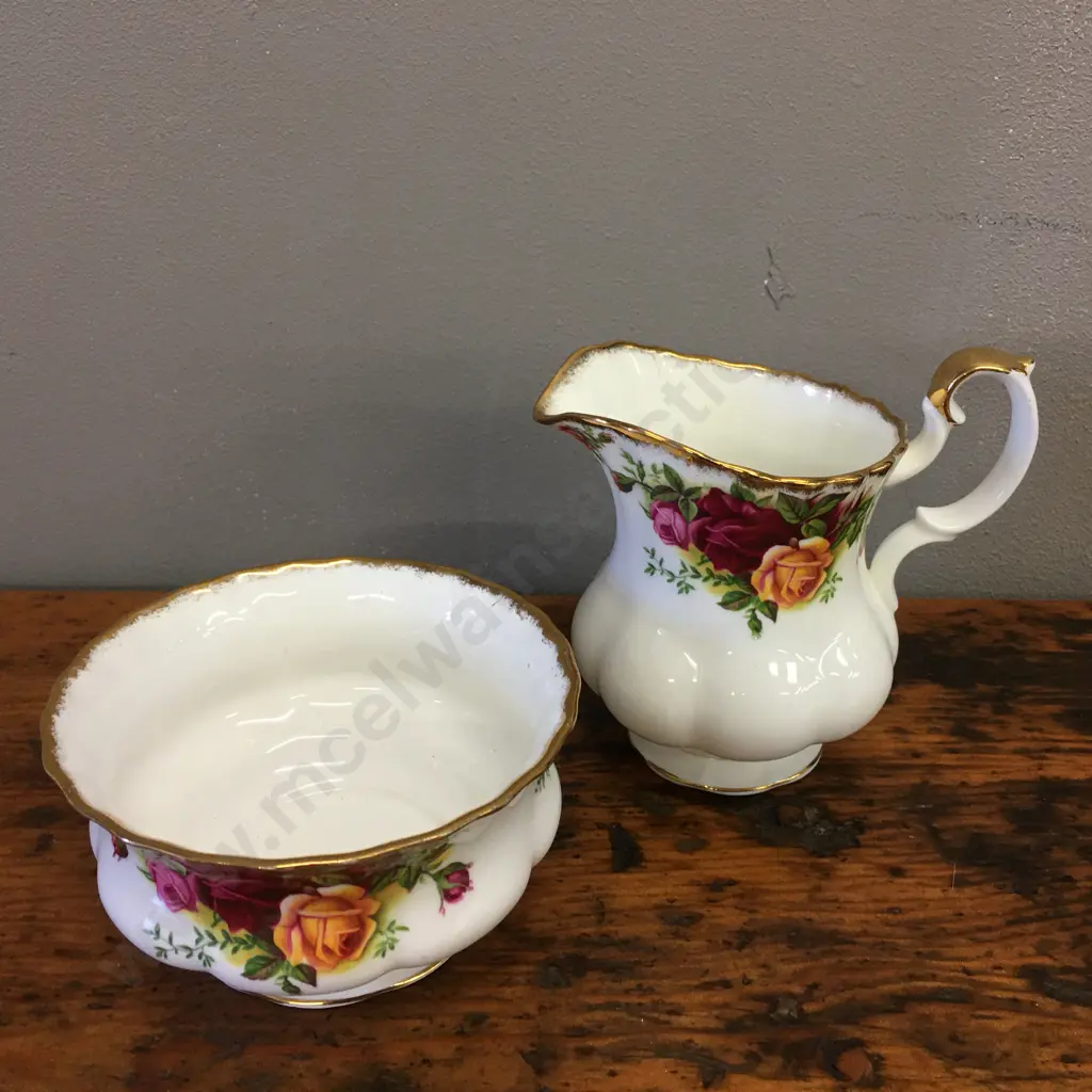   Royal Albert Old Country Roses Creamer & Sugar Bowl Image 1++