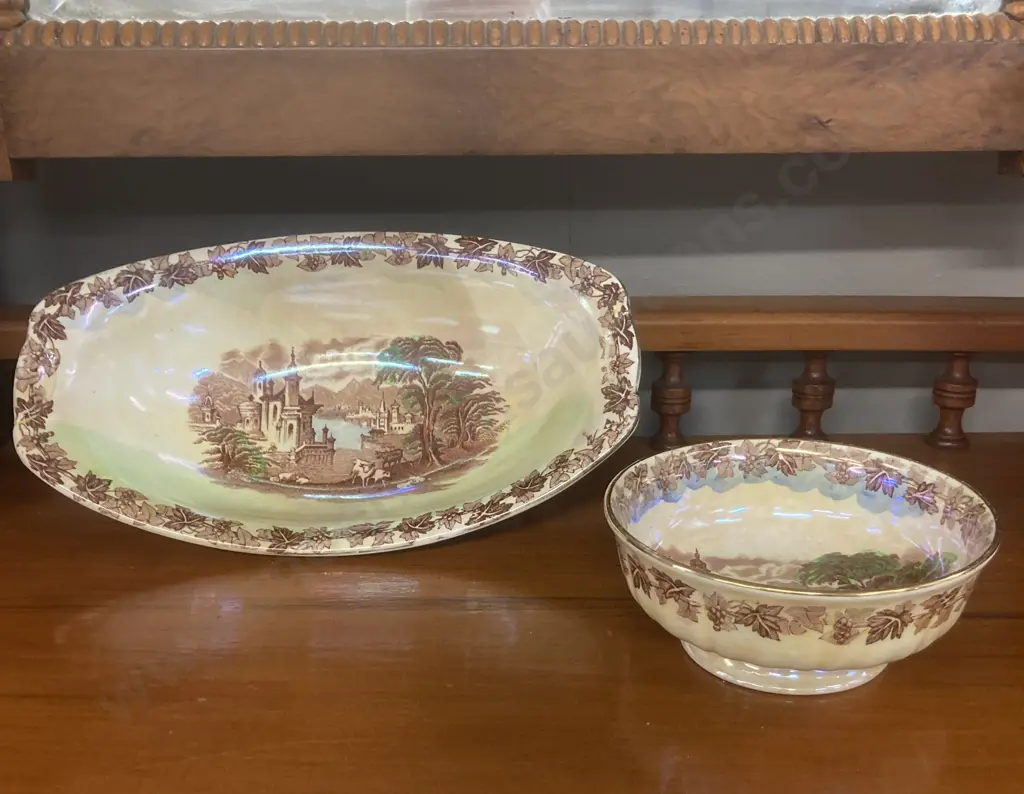 1950's Maling Lustre Ware Scenes Of Venice Boat Shaped Dish & Small Bowl Image 1++
