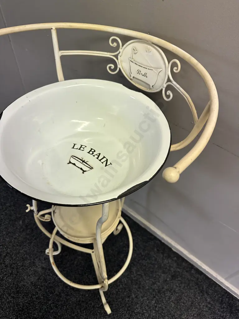 "Le Bain" Wash Basin Cream Country Metal And Enamel Basin H94cm. Image 1++
