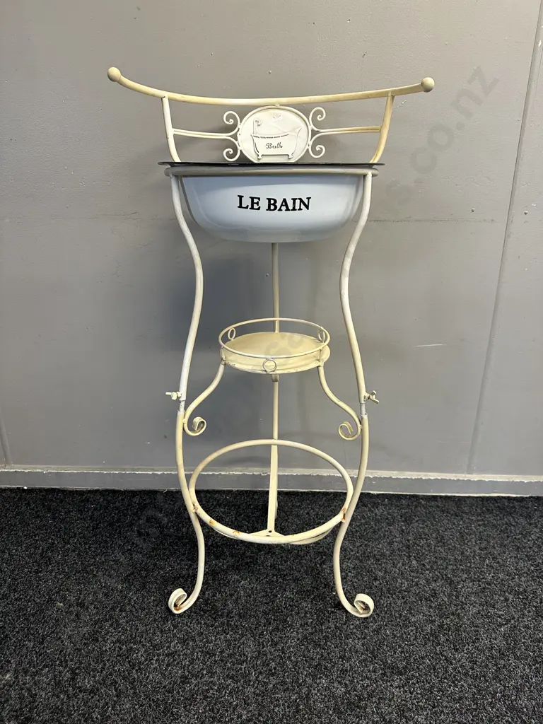 "Le Bain" Wash Basin Cream Country Metal And Enamel Basin H94cm. Image 1++