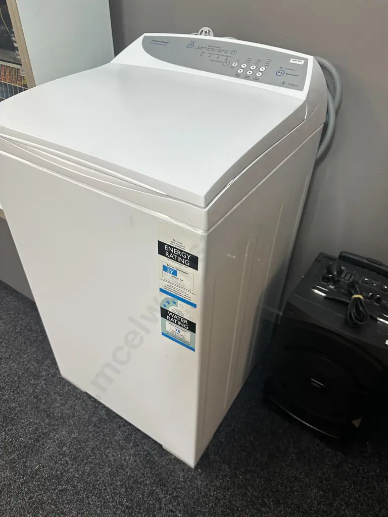 Fisher & Paykel 6kg QuickSmart Top Load Washing Machine Model MW60, #ERG481901 Image 1++