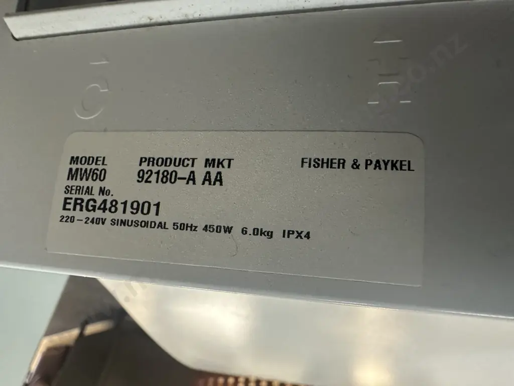 Fisher & Paykel 6kg QuickSmart Top Load Washing Machine Model MW60, #ERG481901 Image 1++
