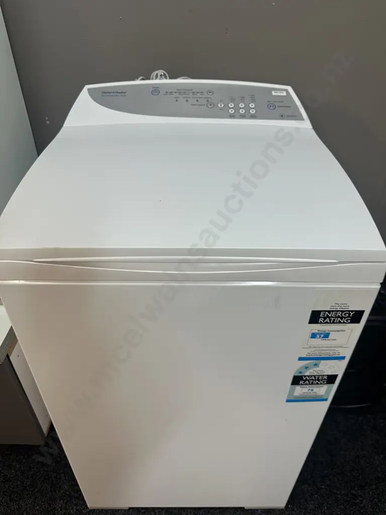 Fisher & Paykel 6kg QuickSmart Top Load Washing Machine Model MW60, #ERG481901 Image 1++