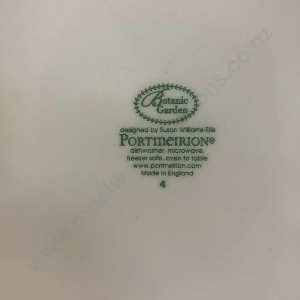 Set of Four Portmeirion Botanic Garden Dinner Plates - 27cm Poppy Image 1++