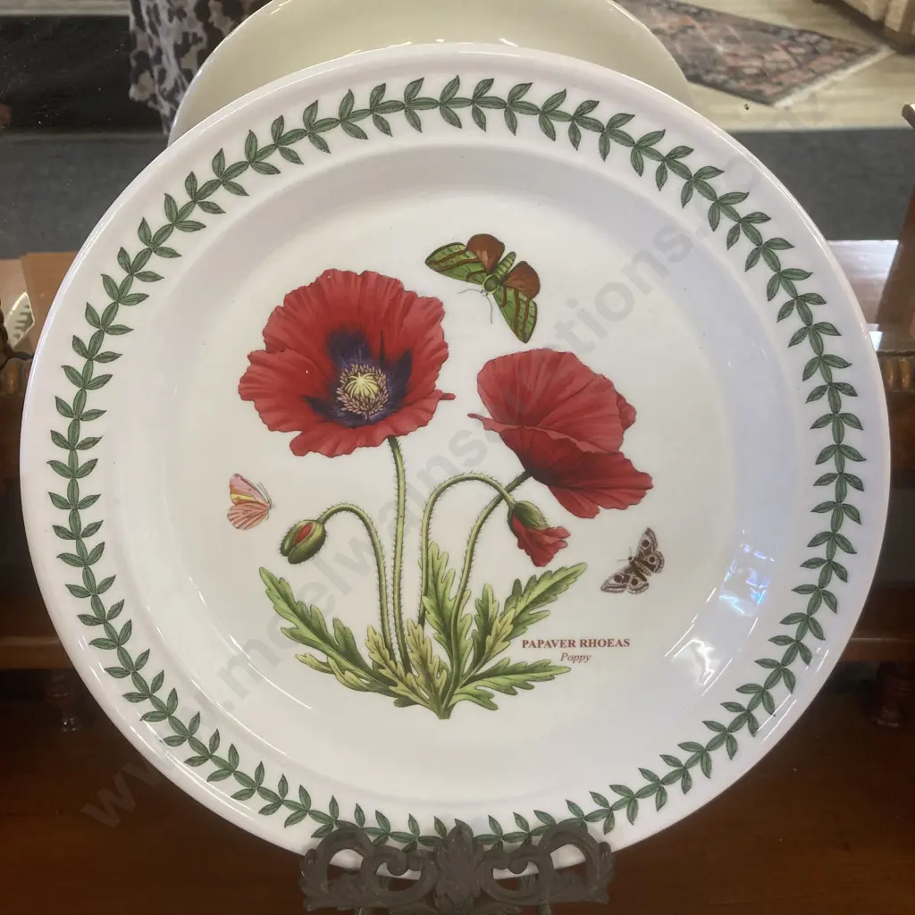 Set of Four Portmeirion Botanic Garden Dinner Plates - 27cm Poppy Image 1++