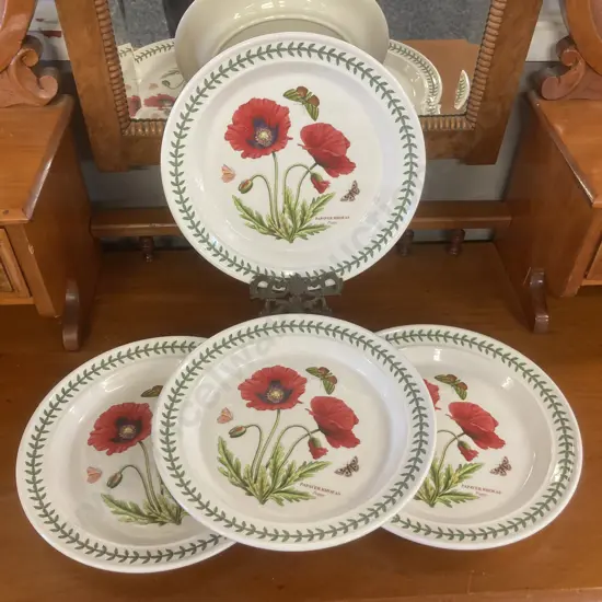 Set of Four Portmeirion Botanic Garden Dinner Plates - 27cm Poppy