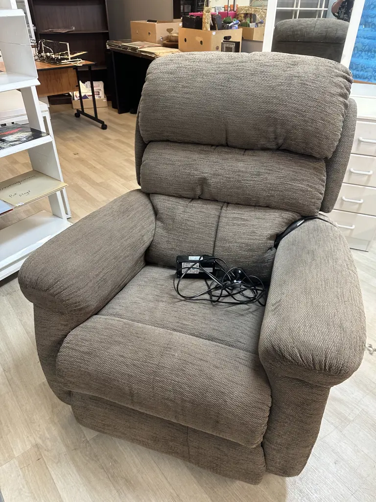 LazBoy Brown Fabric Electric Recliner Image 1++