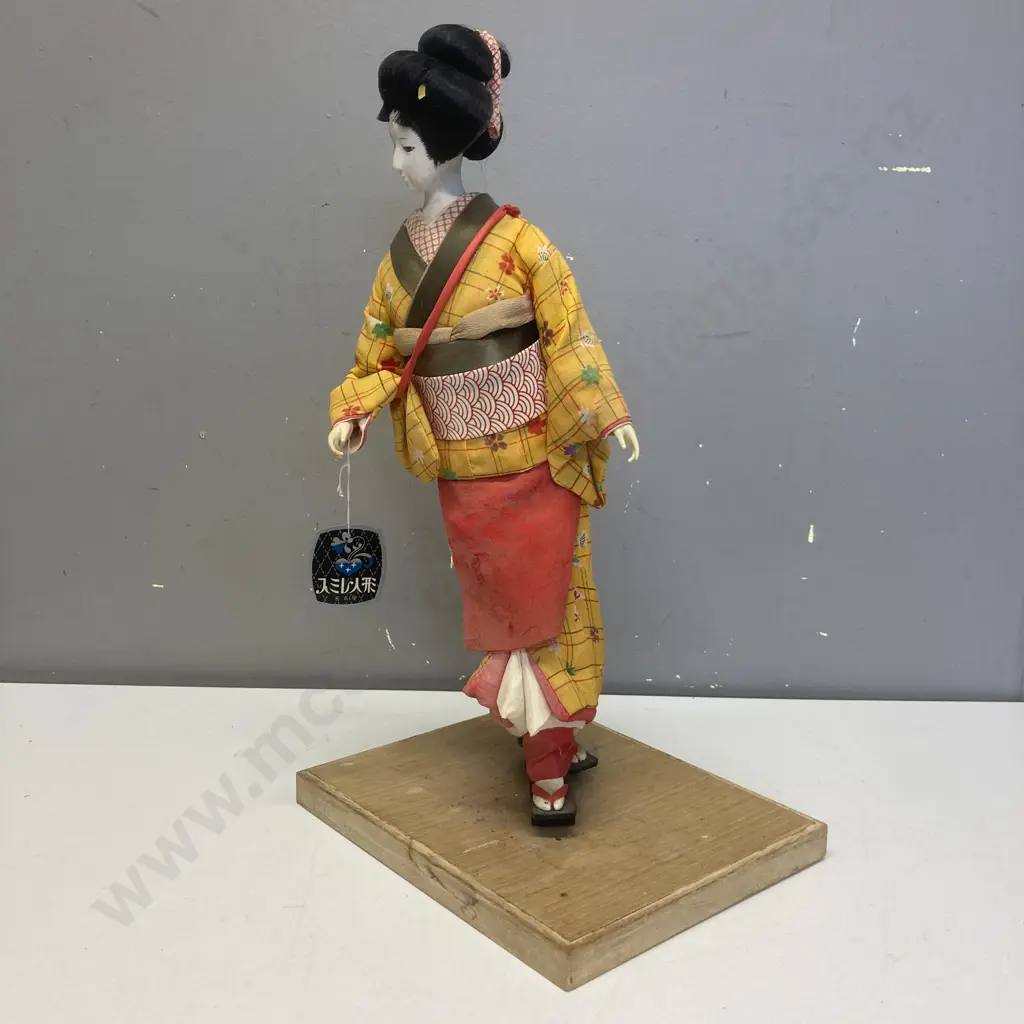 Vintage 42cm Japanese Geisha Doll On Stand With Original Tag - 'Violet Doll ' Nagoya Image 1++