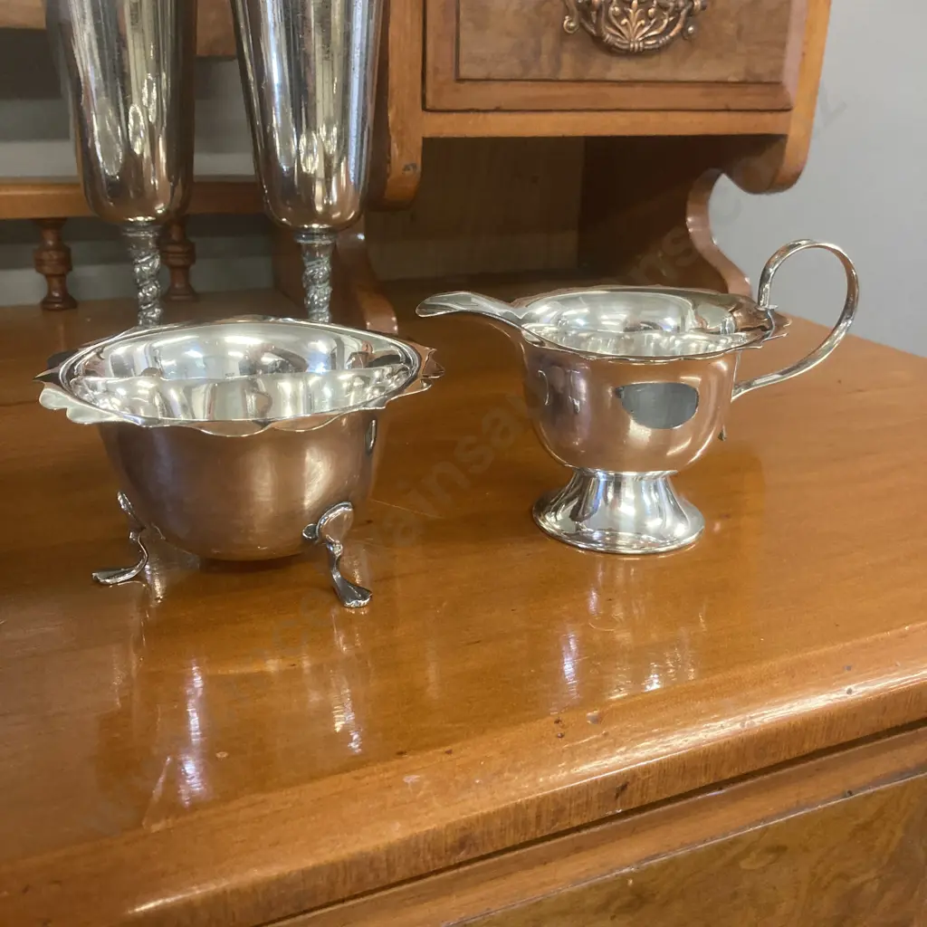 Vintage Silver Plated Bread Basket Serving Platter Swing Handle 28cm, Goblets, Vases, Coasters, Footed Jug & Bowl Etc Image 1++