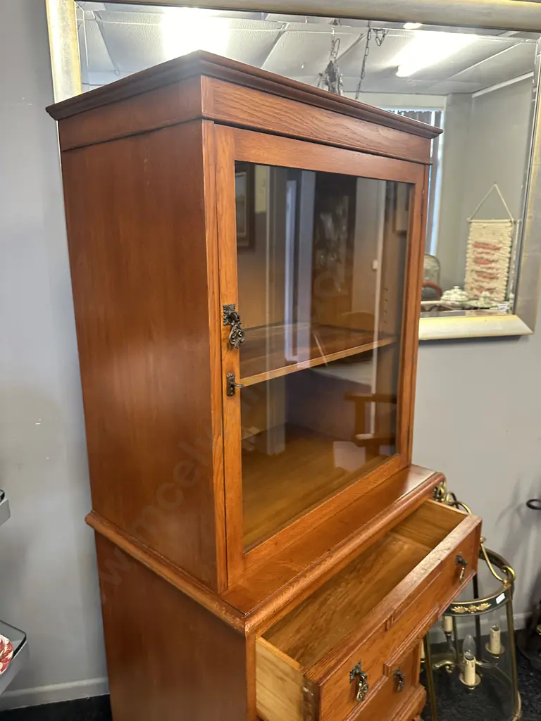 Oak Barley Twist Display Cabinet, Single Glass Door With Key, 3 Drawers On A Stretcher Base. H169 W66 D46cm Image 1++