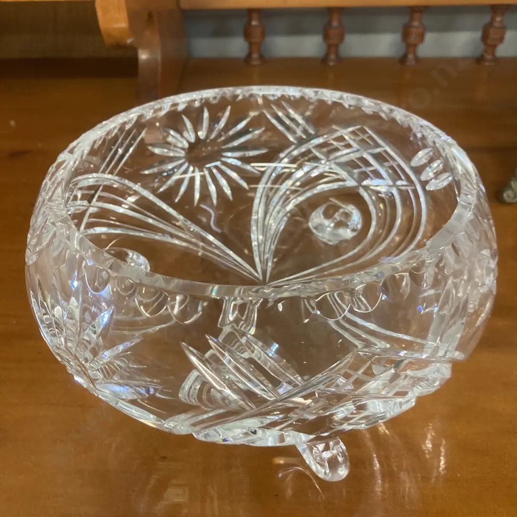 Vintage Lead Crystal Rectangular Serving Tray. 41 x 26.5cm, Footed Crystal Bowls & Crystal Dish Image 1++