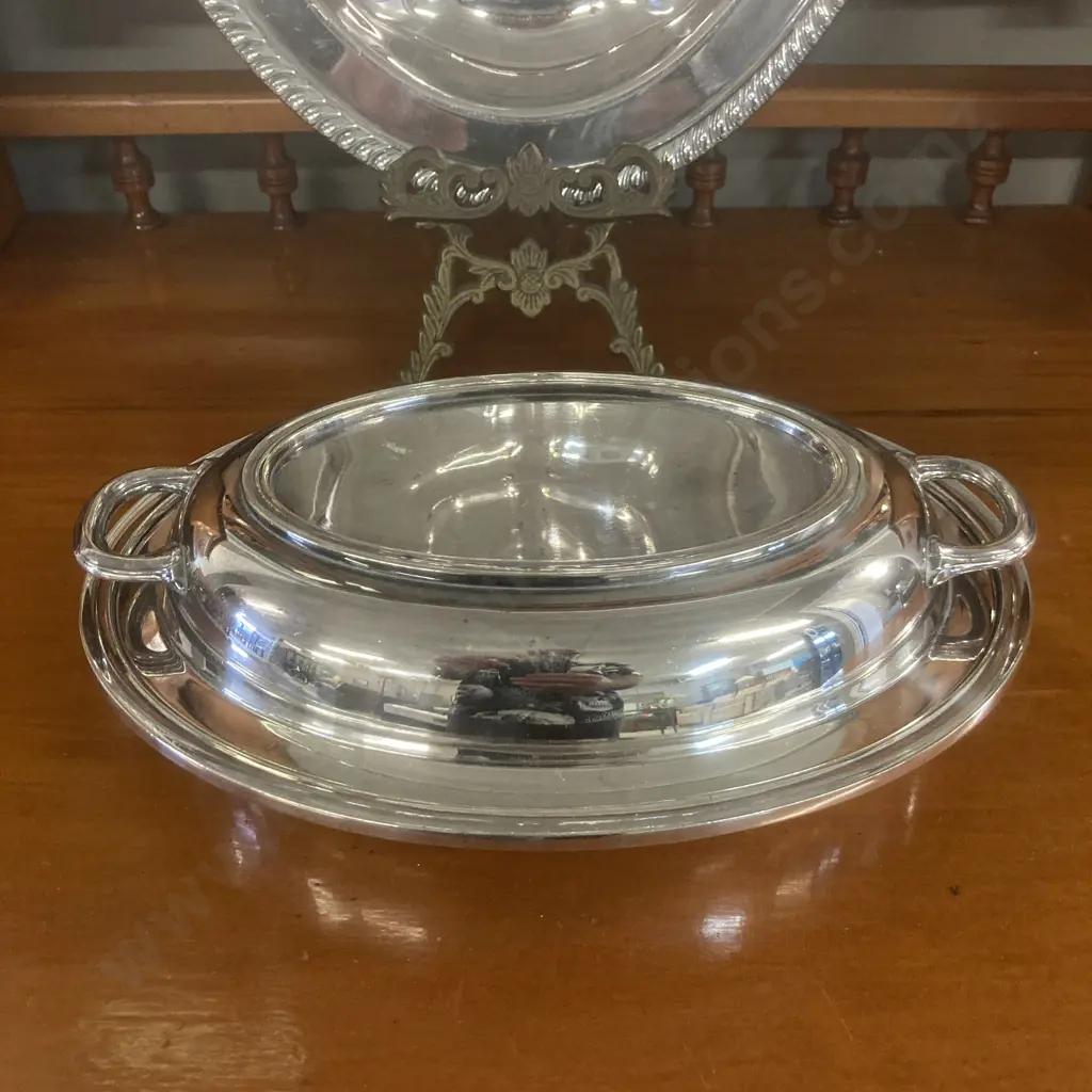 Vintage Silver Plated Lidded Casserole Dish 8 x 26cm & “Tree of Life" Tray Silver Plate Meat Serving Platter 40cm Image 1++
