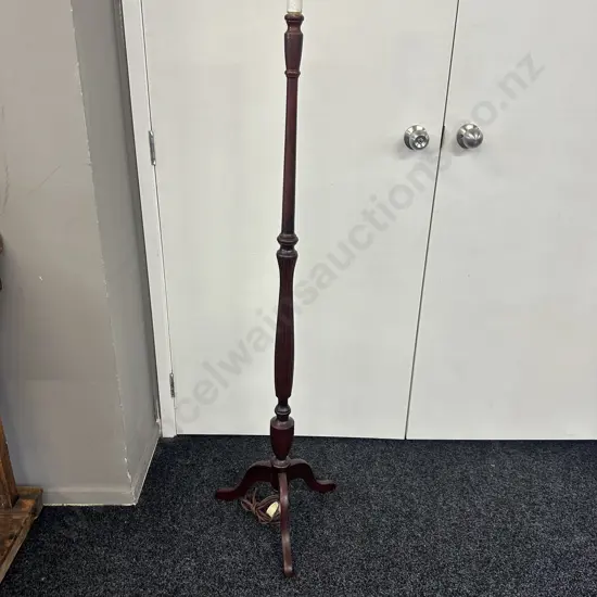 Mahogany Standard Lamp With a Tri-Feet Base. H141cm