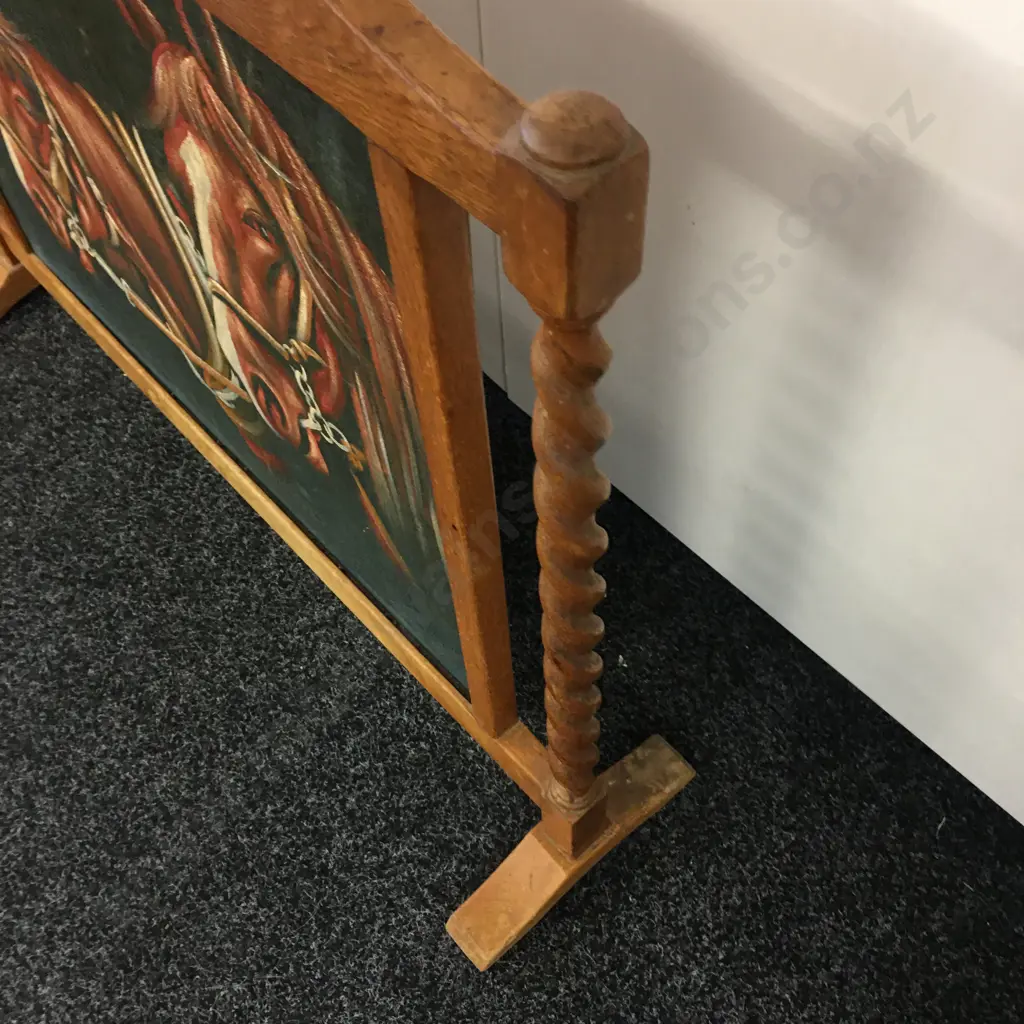 Antique Freestanding Oak Barley Twist Fire Screen Horse Scene H71cm,W110,D23cm. Image 1++