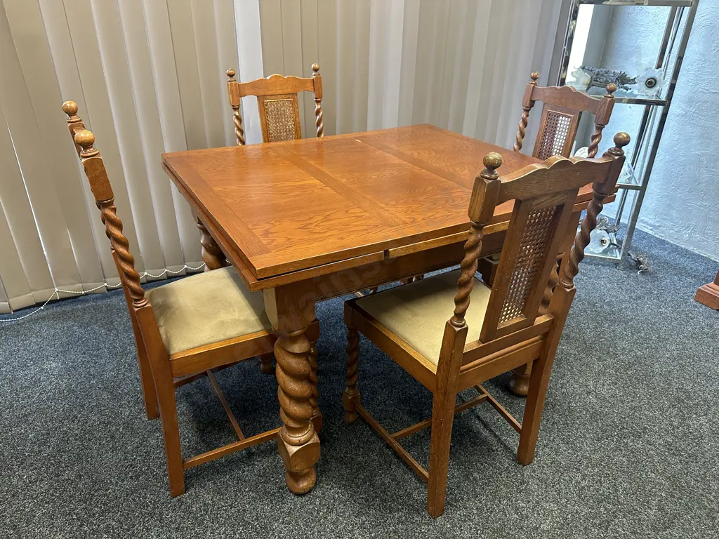 Oak Barley Twist Extension Table With Set of 6 Barley Twist Dining Chairs Image 1++