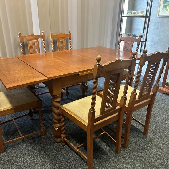 Oak Barley Twist Extension Table With Set of 6 Barley Twist Dining Chairs