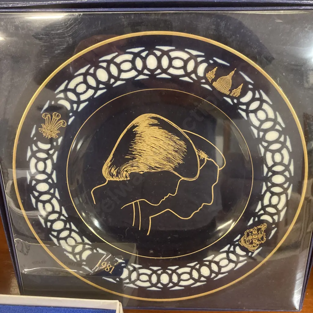 Queen Elizabeth Silver Jubilee Dish 1977 Coalport &1981 Charles & Diana Wedding Plate by Bing & Grondahl Denmark, Boxed Image 1++