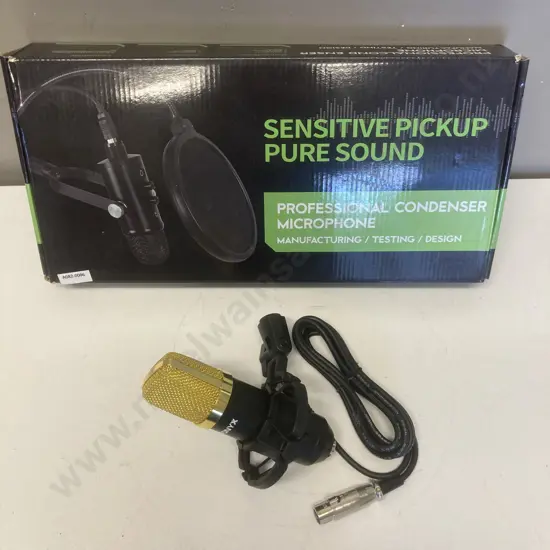 Professional Condensor Microphone (Boxed) & Vonyx Microphone With Cable