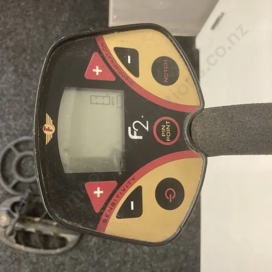 Fisher M-Scope F2 Metal Detector, F4 & 1 Other Metal Detector Heads (Missing Battery Cover)