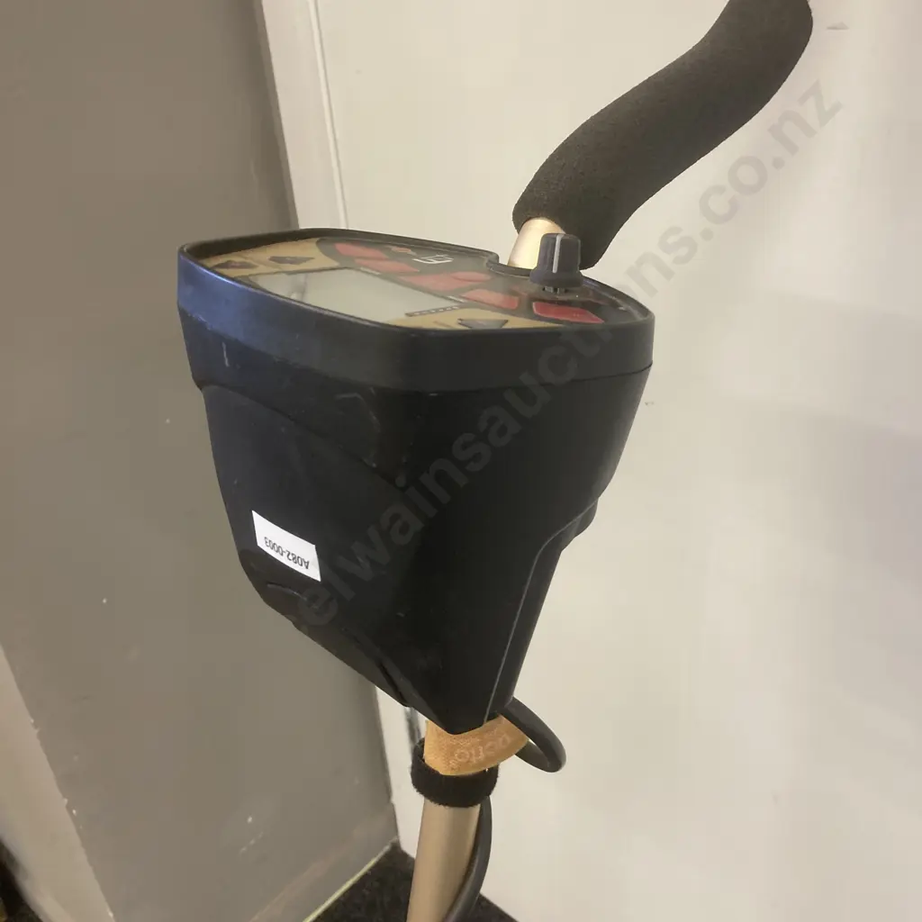 Fisher M-Scope Metal Detector Image 1++