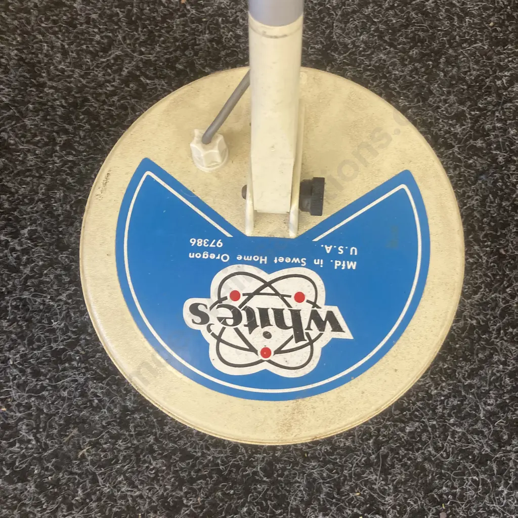 Whites (Oregon USA) Coinmaster 6000/D Series 2 Metal Detector Image 1++