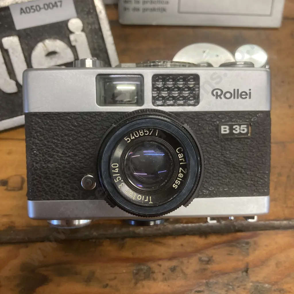 Rare Rollei B 35 Compact 35mm Film Camera with Carl Zeiss 40mm f/3.5 Triotar Lens Image 1++
