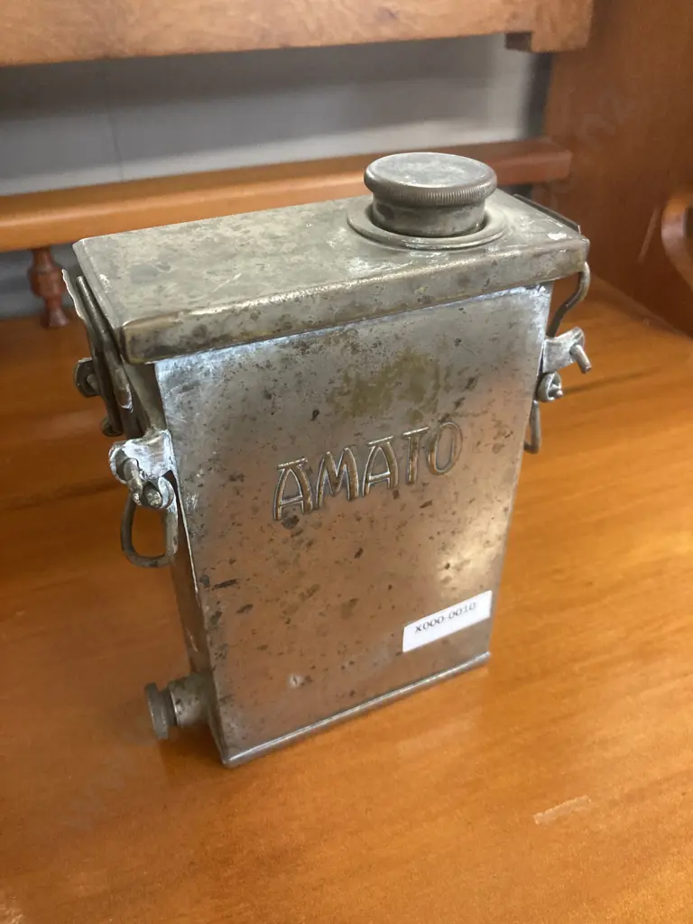 Rare Size 1930s AMATO Glass Plate Developing Tank For 2.75 x 3.25" Plates, With Perforated Plate Rack Image 1++