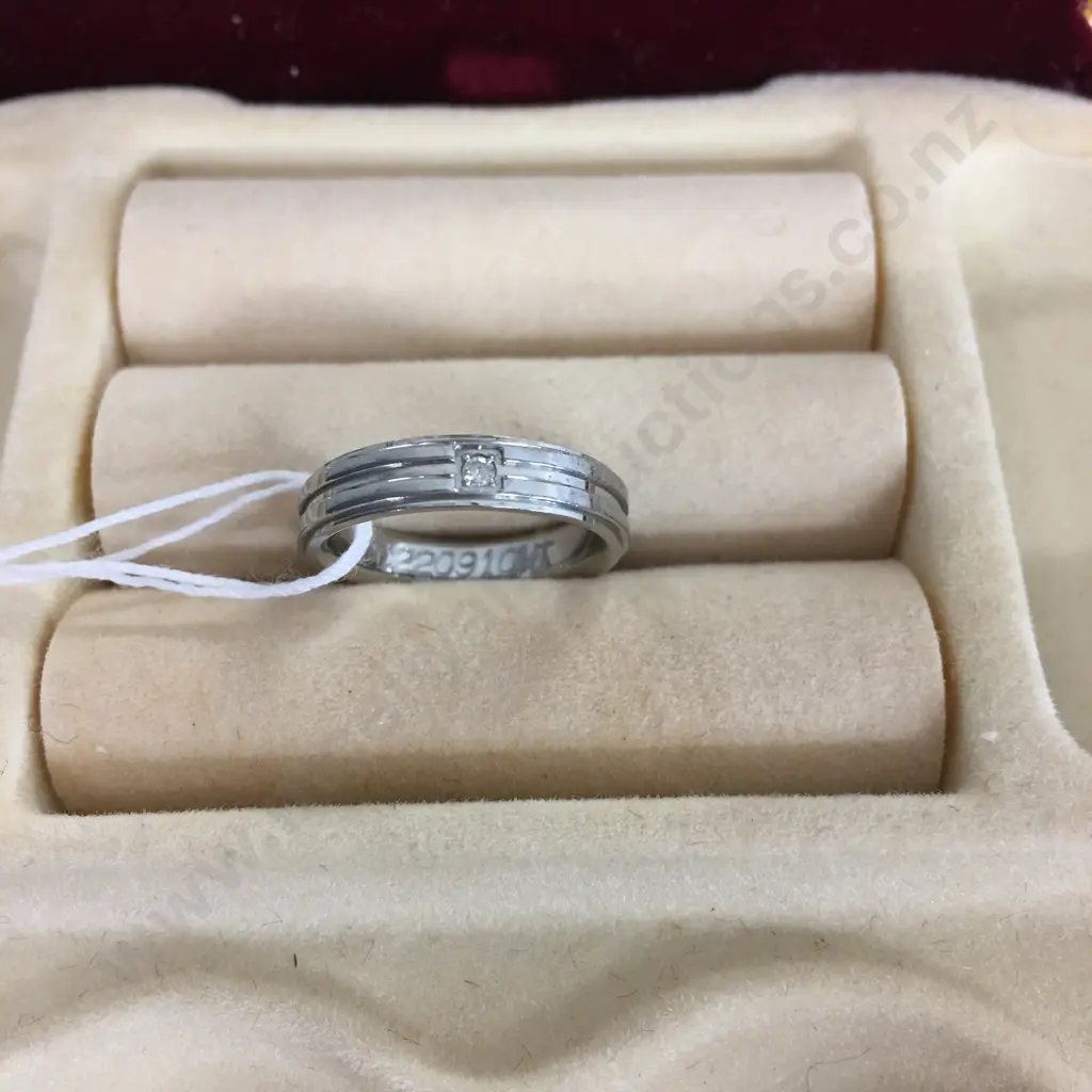 Ring With Clear Stone CC220910HT Image 1++