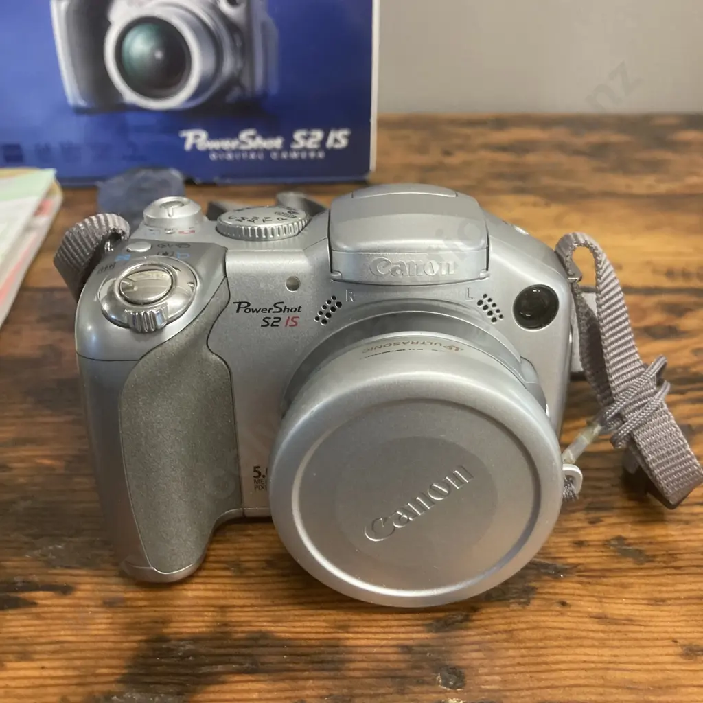 Canon Powershot S2 IS Digital Camera - 5MP, 12 x Optical Zoom Lens With Box, Manual, Solution Disc Image 1++