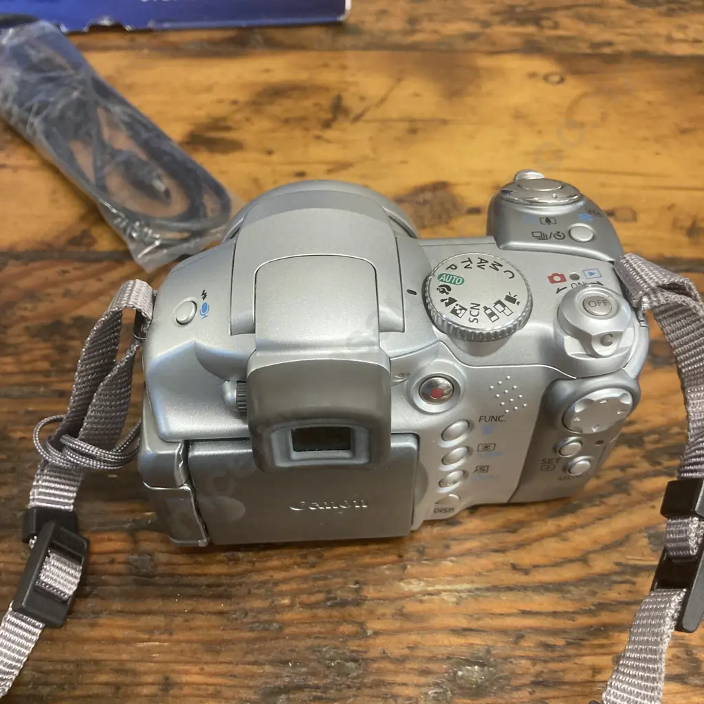 Canon Powershot S2 IS Digital Camera - 5MP, 12 x Optical Zoom Lens With Box, Manual, Solution Disc Image 1++