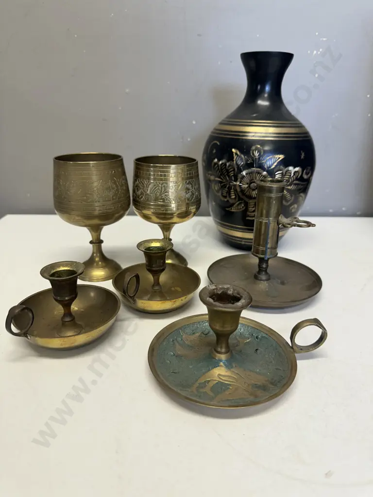 Selection Of Brass Items  Image 1++