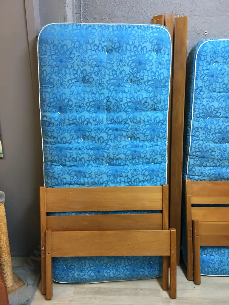 Restwood Beds Rimu Flexi Slat Single Bed With Blue Mattress Image 1++
