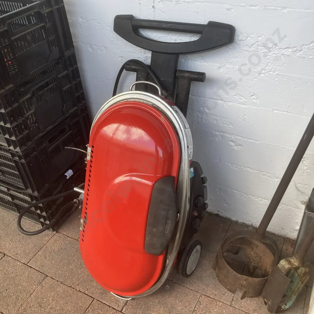 Coleman Road Trip Grill LXE, Red Colour Image 1++